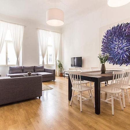 Mighty Prague Apartments Truhlarska Экстерьер фото
