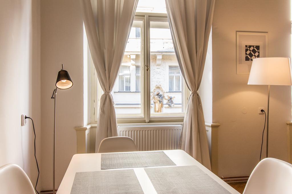 Mighty Prague Apartments Truhlarska Экстерьер фото