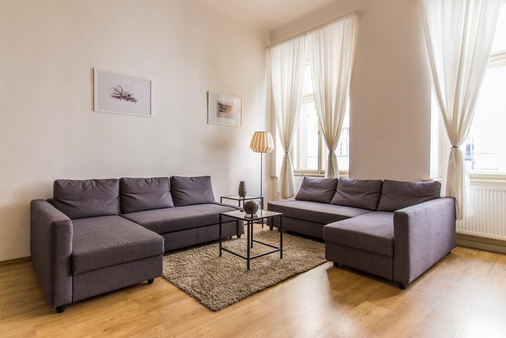 Mighty Prague Apartments Truhlarska Экстерьер фото