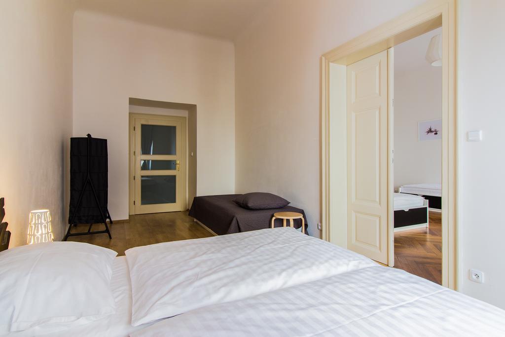 Mighty Prague Apartments Truhlarska Экстерьер фото
