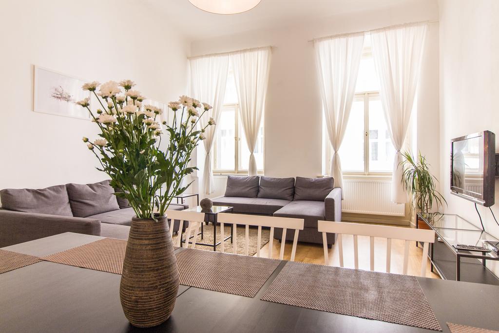 Mighty Prague Apartments Truhlarska Экстерьер фото